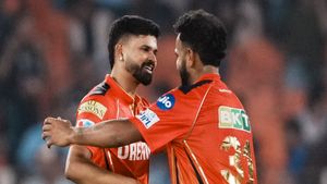    IPL 2025: ശ്രേയസ് അല്ല, പഞ്ചാബിനെ രക്ഷിച്ചത് പോണ്ടിങ്! ആ തന്ത്രം ഫലം കണ്ടു; കിടിലന്‍ നീക്കം