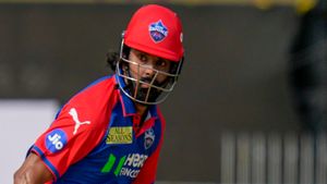   IPL 2025: 23 പന്തില്‍ 29, പിന്നെ വെടിക്കെട്ട്; സിഎസ്‌കെയുടെ കെണി രാഹുല്‍ പൊളിച്ചത് എങ്ങനെ?