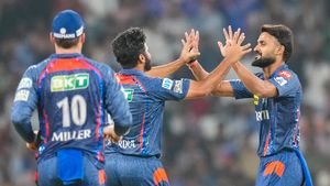 IPL 2025: റണ്‍ചേസില്‍ കാലിടറി മുംബൈ!! ത്രില്ലറില്‍ എല്‍എസ്ജി നേടി
