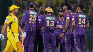   IPL 2025: അംപയര്‍ ചതിച്ചു! ധോണിയുടേത് ഔട്ടല്ല? ഇത് നാണക്കേട്; ആരാധകര്‍ കലിപ്പില്‍