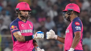    IPL 2025: സഞ്ജുവിന്റെ രാജസ്ഥാന്‍ കപ്പടിക്കുമോ? സാധ്യത കുറവ്! ഈ പ്രശ്‌നങ്ങള്‍ വേട്ടയാടുന്നു