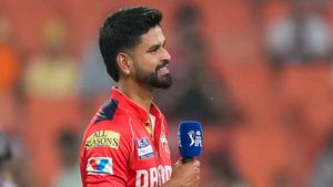   IPL 2025: നിരാശയല്ല, തോല്‍വികണ്ട് ചിരിവരുന്നു! വിചിത്ര പ്രതികരണവുമായി ശ്രേയസ് അയ്യര്‍