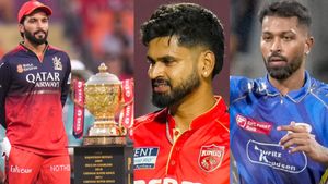 IPL 2025: ആറാം കിരീടം മുംബൈ മറന്നേക്കൂ!! കപ്പ് ആര്‍സിബിയോ, പഞ്ചാബോ പൊക്കും? ഇതാ കാരണം