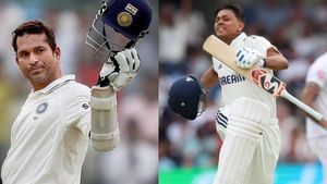 IND vs ENG: ഇംഗ്ലണ്ടിലും നൂറടിച്ചു, ജയ്‌സ്വാള്‍ സച്ചിനൊപ്പം!! ഗവാസ്‌കറും ഹിറ്റ്മാനും ഭയക്കണം 