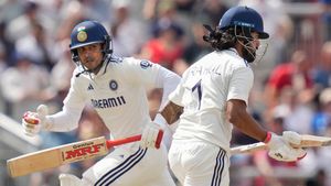 IND vs ENG: ഞെട്ടലോടെ തുടക്കം, പൊരുതിക്കയറി ഇന്ത്യ!! ത്രില്ലിങ് ക്ലൈമാക്‌സിലേക്ക്