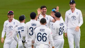 IND vs ENG: തുടക്കം പാളി ഇന്ത്യ, ക്ലിക്കാവാതെ ബാറ്റിങ്; ടേണിങ് പോയിന്റ് ആ വിക്കറ്റ്!