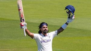 IND vs ENG: നൂറടിച്ച് രാഹുല്‍! മിന്നിച്ച് റിഷഭും ജഡ്ഡുവും; ലോര്‍ഡ്‌സില്‍ ബലാബലം