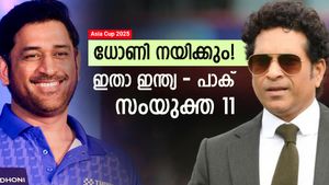 Asia Cup: വീരു, യുവി ഔട്ട്!! സച്ചിന്‍- രോഹിത് ഓപ്പണിങ്, 6 ഇന്ത്യക്കാര്‍; ഇന്ത്യ-പാക് സംയുക്ത 11