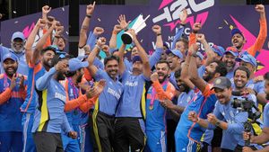 Asia Cup: ടി20 ലോകകപ്പില്‍ 'പൊടി പോലുമില്ല', ഇത്തവണ ഇന്ത്യന്‍ കുപ്പായത്തില്‍ ഇറങ്ങും!! ആരെല്ലാം