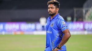 Exclusive: സഞ്ജു ആദ്യ കളിക്കെത്തിയത് ആശുപത്രിയില്‍ നിന്ന്!! കാരണമറിയാം, അടുത്ത മാച്ച് മിസ്സാവുമോ?