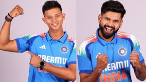 Asia Cup 2025: ജയ്സ്വാളില്ലാതെ ടി20 ടീമോ? ശ്രേയസും വേണം!! 2 'ഫ്രോഡുകളെ' മാറ്റൂ, ആരാധകരോഷം