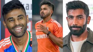 Asia Cup: വീണ്ടും ട്വിസ്‌റ്, 2 സൂപ്പര്‍ താരങ്ങളുമില്ല!! ശ്രേയസും ഔട്ട്; ടീം ഇങ്ങനെ, സ്‌ക്വാഡ് നാളെ