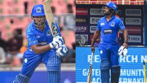 രോഹിത്തിനോടു ഇതു ചെയ്യുമോ? സഞ്ജുവിനോടു കാണിച്ചത് കൊടുംചതി!! ഈ റോള്‍ പറ്റില്ല, ആരാധകരോഷം