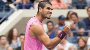 US Open: 65 ആഴ്ചത്തെ സിന്നറുടെ 'ഭരണം' തീര്‍ന്നു!! ഇനി അല്‍ക്കരാസ്, കിരീടത്തോടെ നമ്പര്‍ 1