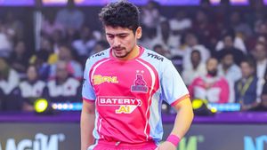 PKL 2025: ബെംഗളുരുവില്‍ എല്ലാം ഓക്കെയല്ല? ക്യാപ്റ്റന്‍ ഉടക്കില്‍!! അണ്‍ഫോളോ ചെയ്തു, കാരണം