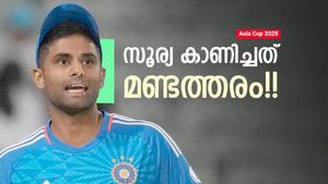 Asia Cup 2025: പാകിസ്താനെതിരേ 8ന്റെ പണി കിട്ടും!! സൂര്യ കാണിച്ചത് വന്‍ അബദ്ധം; സംഭവമറിയാം