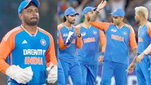 Asia Cup 2025: അതു ക്യാച്ചല്ല!! സഞ്ജു ബോളെടുത്തത് നിലത്തു നിന്ന്? വഖാര്‍ കലിപ്പില്‍, പറഞ്ഞതിങ്ങനെ