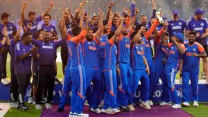 Asia Cup 2025: ചാംപ്യന്‍മാരായിട്ടും ട്രോഫി ഉയര്‍ത്താതെ ഇന്ത്യ!! എന്തു കൊണ്ട് നല്‍കിയില്ല? ഈ കാരണം