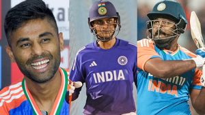 Asia Cup: സ്പിന്നിനെതിരേ സൂര്യ കിങ്, ഏറ്റവും മോശം ഗില്‍!! സഞ്ജുവോ? കണക്കുകളിങ്ങനെ