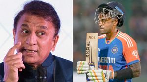 Asia Cup 2025: നീ തന്നെ ഫോമിലല്ല, അപ്പോഴാണോ അവനെ വച്ച് പരീക്ഷണം!! സൂര്യക്കെതിരേ ഗവാസ്‌കര്‍