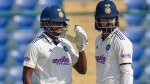 IND vs WI: രാഹുല്‍ നയിച്ചു, കരീബിയയെ  വീണ്ടും കെട്ടുകെട്ടിച്ചു; പരമ്പര തൂത്തുവാരി ഇന്ത്യ