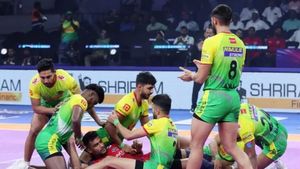 PKL 2025: കബഡി ലീഗില്‍ 300 പോയന്റെന്ന ചരിത്രനേട്ടം സ്വന്തമാക്കി അയന്‍, പൈറേറ്റ്‌സിന് മിന്നും ജയം