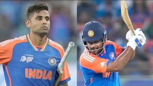 IND vs AUS: സഞ്ജുവിനു സൂര്യ പണികൊടുത്തു? ആ നീക്കം മനപ്പൂര്‍വ്വം!! സെല്‍ഫിഷ് ക്യാപ്റ്റന്‍