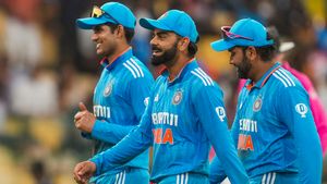 IND vs AUS: ഗില്ലിനെ വേറെ ലെവലാക്കി രോക്കോ!! നെറ്റ്‌സില്‍ ചെയ്തത് ഇങ്ങനെ, 2 പേര്‍ക്കും രണ്ടു റോള്‍