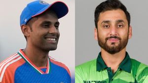 ആഗയുടെ 'രക്ഷയ്‌ക്കെത്തി' സൂര്യ!! ടി20 ക്യാപ്റ്റന്‍സി തെറിച്ചില്ല; സ്‌കൈ ചെയ്ത സഹായമിങ്ങനെ