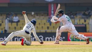 IND vs SA: നാണക്കേട് തൊട്ടരികെ!! ഗുവാഹത്തിയിലും പരാജയ ഭീതിയില്‍ ഇന്ത്യ