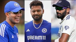 IND vs SA: സൂപ്പര്‍ താരമടക്കം 2 പേര്‍ ഔട്ട്!! മലയാളിക്കും നറുക്കുവീഴും? രണ്ടാമങ്കത്തിലെ ഇന്ത്യന്‍ 11