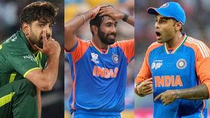 റൗഫിന് വിലക്ക്!! സൂര്യക്കും ബുംറയ്ക്കും എട്ടിന്റെ പണി; 'വടിയെടുത്ത്' ഐസിസി, കാരണമറിയാം