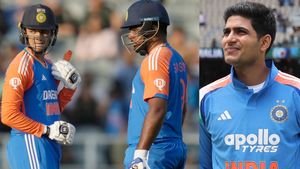  IND vs SA: ഗില്ലില്ല? വീണ്ടും സഞ്ജു- അഭിഷേക് ഓപ്പണിങ്!! കരുത്തേകാന്‍ ഹാര്‍ദിക്കും, ഇതാ 11