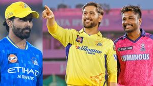 സഞ്ജുവും ധോണിയും ഇനി ഒരു ടീമില്‍ !! റോയല്‍സിന് കിട്ടുക 2 പേരെ, നേട്ടമാര്‍ക്ക് ?