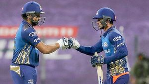 6ാം ട്രോഫി ലോഡിങ്!! രോഹിത്- ഡികോക്ക് ജോടി റിട്ടേണ്‍സ്, മുംബൈയെ പൂട്ടാന്‍ ആരുണ്ട്?