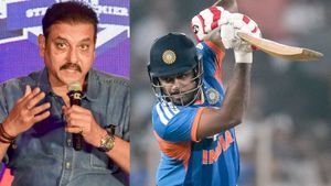 IND vs SA: 3 കളി, ഗില്ലിന് സിക്സ് 0 !! നാലാം ബോളില്‍ സിക്‌സടിച്ച് സഞ്ജു, ശാസ്ത്രി പറഞ്ഞതിങ്ങനെ