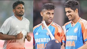 എന്റെ ടീമില്‍ ഗില്‍ വേണ്ട!! സഞ്ജു മതി, സൂര്യ അന്ന് തറപ്പിച്ച് പറഞ്ഞു; ഞെട്ടിക്കുന്ന വിവരങ്ങള്‍ 