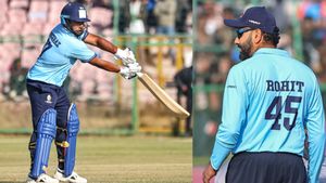 VHT: രോഹിത്തിന്റെ റെക്കോര്‍ഡിന് 6 ദിവസത്തെ ആയുസ്!! കിങായി സര്‍ഫറാസ്, സംഭവമറിയാം