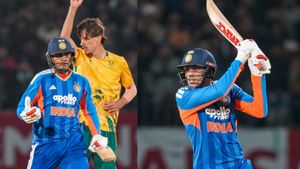 IND vs SA: ഗില്‍ വീണ്ടും ഡെക്കായേനെ, രക്ഷിച്ചത് സഹോദരി!! ദൃശ്യങ്ങള്‍ വൈറല്‍; സംഭവമിങ്ങനെ