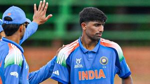 U19 WC 2026: ഹീറോയായി ഹെനില്‍! വൈഭവ് ഫ്‌ളോപ്പ്; അമേരിക്കയെ തകര്‍ത്ത് ഇന്ത്യ