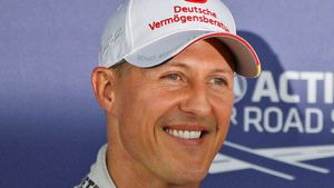 12 വര്‍ഷത്തെ കാത്തിരിപ്പ്, ഷുമി ഈസ് ബാക്ക്!! റേസിങ് ട്രാക്കിലേക്കല്ല, ജീവിതത്തിലേക്ക്