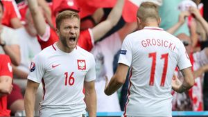 പോളണ്ടിനെ കുറിച്ച് ഒരക്ഷരം മിണ്ടരുതെന്നാണ്, ചിലത് പറയാതെ വയ്യ!! പ്രത്യേകിച്ചും ഫുട്‌ബോളില്‍