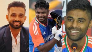 T20 WC 2026: സഞ്ജുവിനെ 'തൊട്ടുകളിക്കരുത്'!! 3ല്‍ തിലകല്ല, ഇന്ത്യക്കു ഈ 11 മതിയെന്ന് രഹാനെ