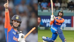 അഭിഷേക് വെറുതെയല്ല ബോള്‍ മിസ്സാക്കാത്തത്!! കൂറ്റനടിയുടെ രഹസ്യം പുറത്ത്, വീഡിയോ വൈറല്‍