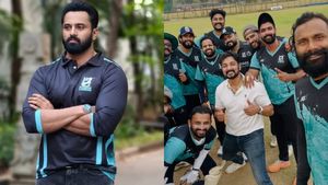 സെലിബ്രിറ്റി ക്രിക്കറ്റ് ലീഗിലേക്ക് റീ എൻട്രിയുമായി കേരള സ്‌ട്രൈക്കേഴ്‌സ്; ഉണ്ണി നയിക്കും, ആരൊക്കെ ടീമിൽ?