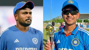 സഞ്ജു ഉറപ്പിക്കാന്‍ വരട്ടെ!! ലോകകപ്പില്‍ ഓപ്പണറായി ഇഷാന്‍? ചോപ്രയുടെ മുന്നറിയിപ്പ്