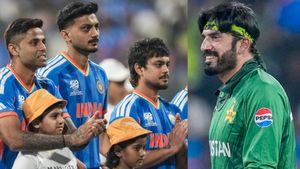 T20 WC 2026: ഇന്ത്യക്കെതിരേ ഒരൊറ്റ വിക്കറ്റ്, അവര്‍ ഭയന്നോ? കാരണമിങ്ങനെ, ഹാപ്പിയെന്ന് താരീഖ് !!