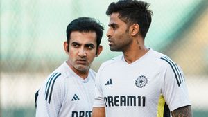 T20 WC 2026: ഗംഭീര്‍  ഈഗോയുള്ള, ആര്‍ക്കും ഇഷ്ടമില്ലാത്തയാള്‍!! കപ്പില്ലെങ്കില്‍ തെറിക്കും, വിമര്‍ശനം