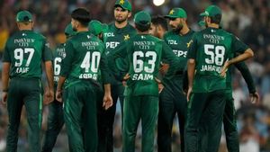 സെമിയിൽ രണ്ട് തവണ ചാമ്പ്യന്മാരായ ആ ടീമുണ്ടാകില്ല, സിഎസ്കെ മുൻ താരങ്ങളുടെ പ്രവചനത്തിൽ പാകിസ്ഥാൻ കോമൺ