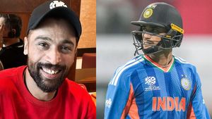 T20 WC 2026: അഭിഷേകിന് ഒരു കഴിവുമില്ല!! സ്വിങിനെതിരേ അടിച്ചുകാണിക്ക്, വീക്ക്‌നെസ് പറഞ്ഞ് ആമിര്‍